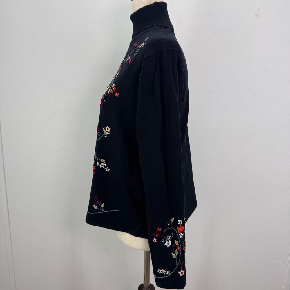 Parisian Signature Silk Nylon Embroidered Floral Art-to-Wear Turtleneck Sweater - Picture 2 of 7